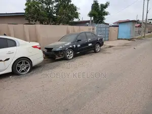Nissan Sunny 2012 Black