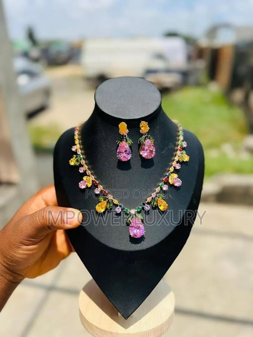 Queen Diva Bridal Sets
