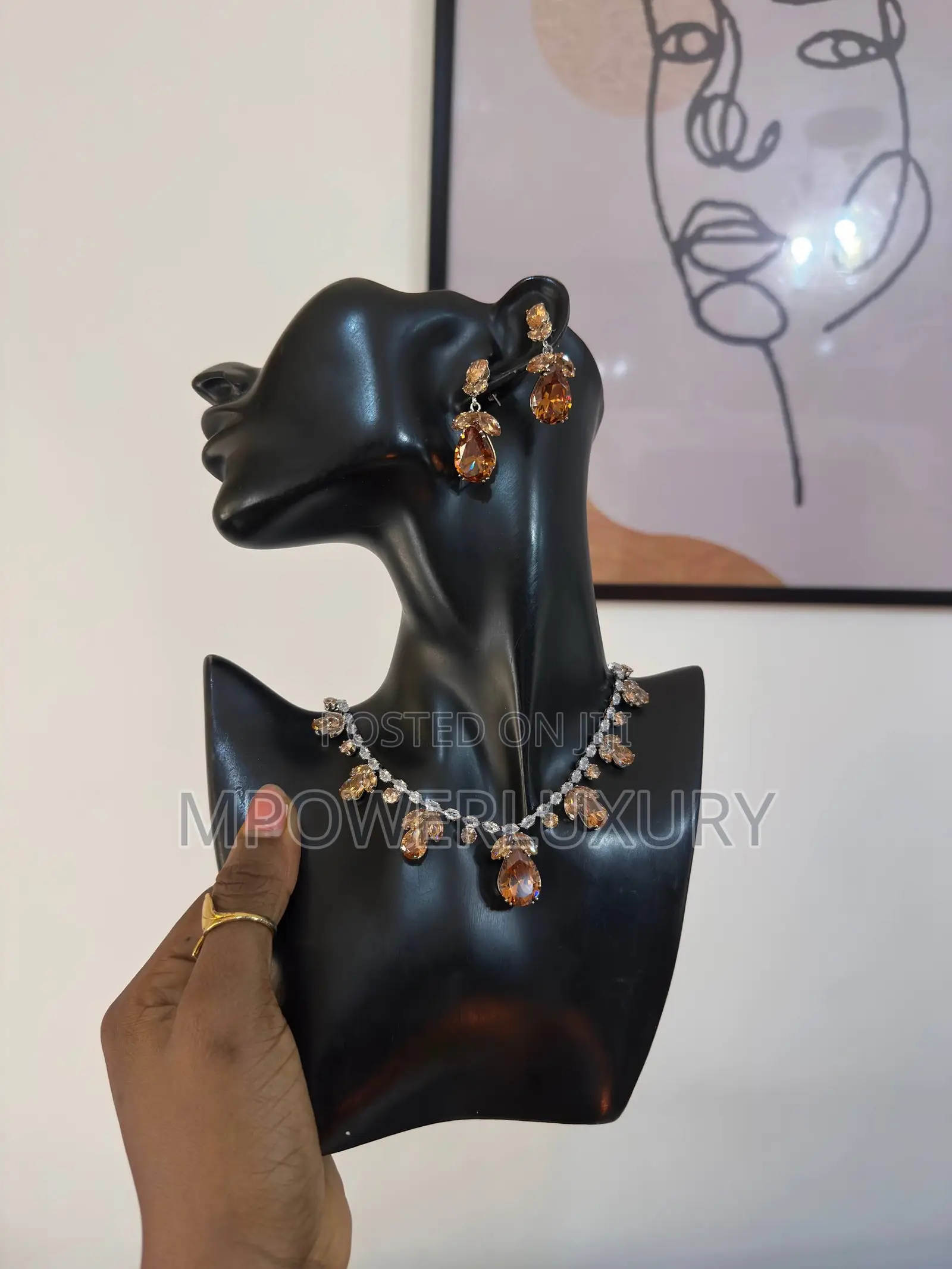 Queen Diva Bridal Sets