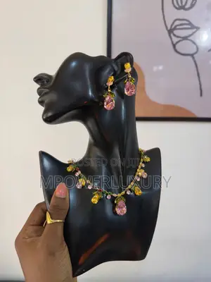 Queen Diva Bridal Sets