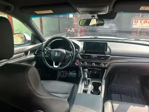 Honda Accord Sport (1.5L 4cyl Turbo 6M) 2019 White