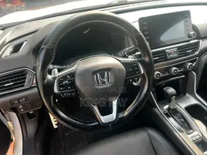 Honda Accord Sport (1.5L 4cyl Turbo 6M) 2019 White