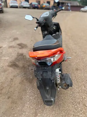 Kymco 2015 Orange