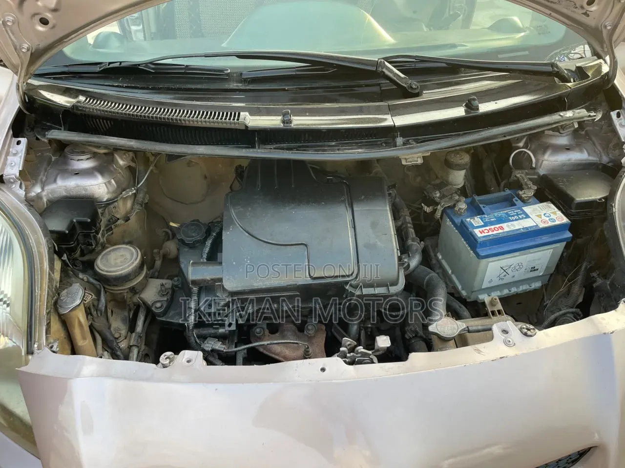 Toyota Vitz 2010 Beige