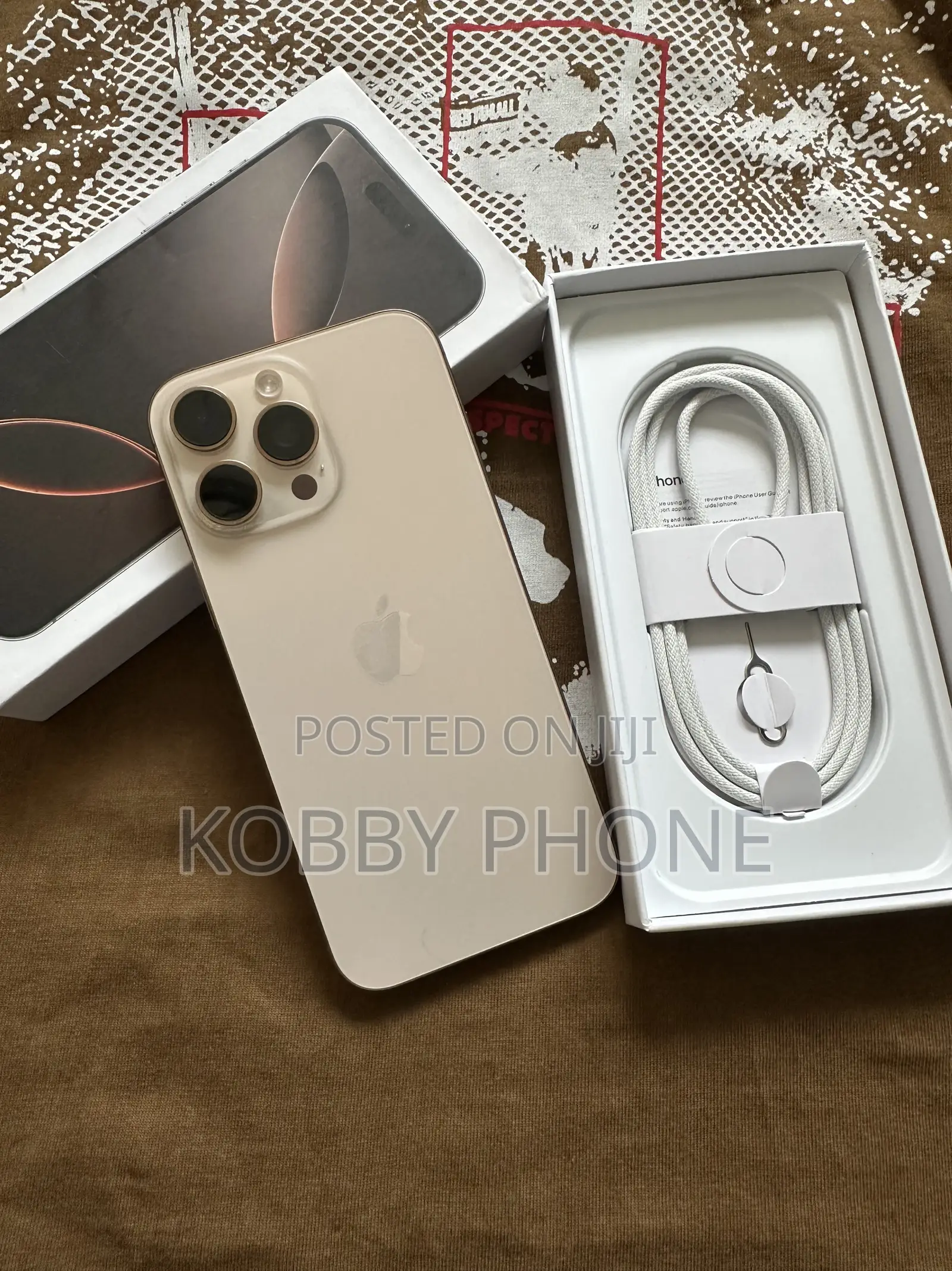 New Apple iPhone 16 Pro Max 512 GB Gold