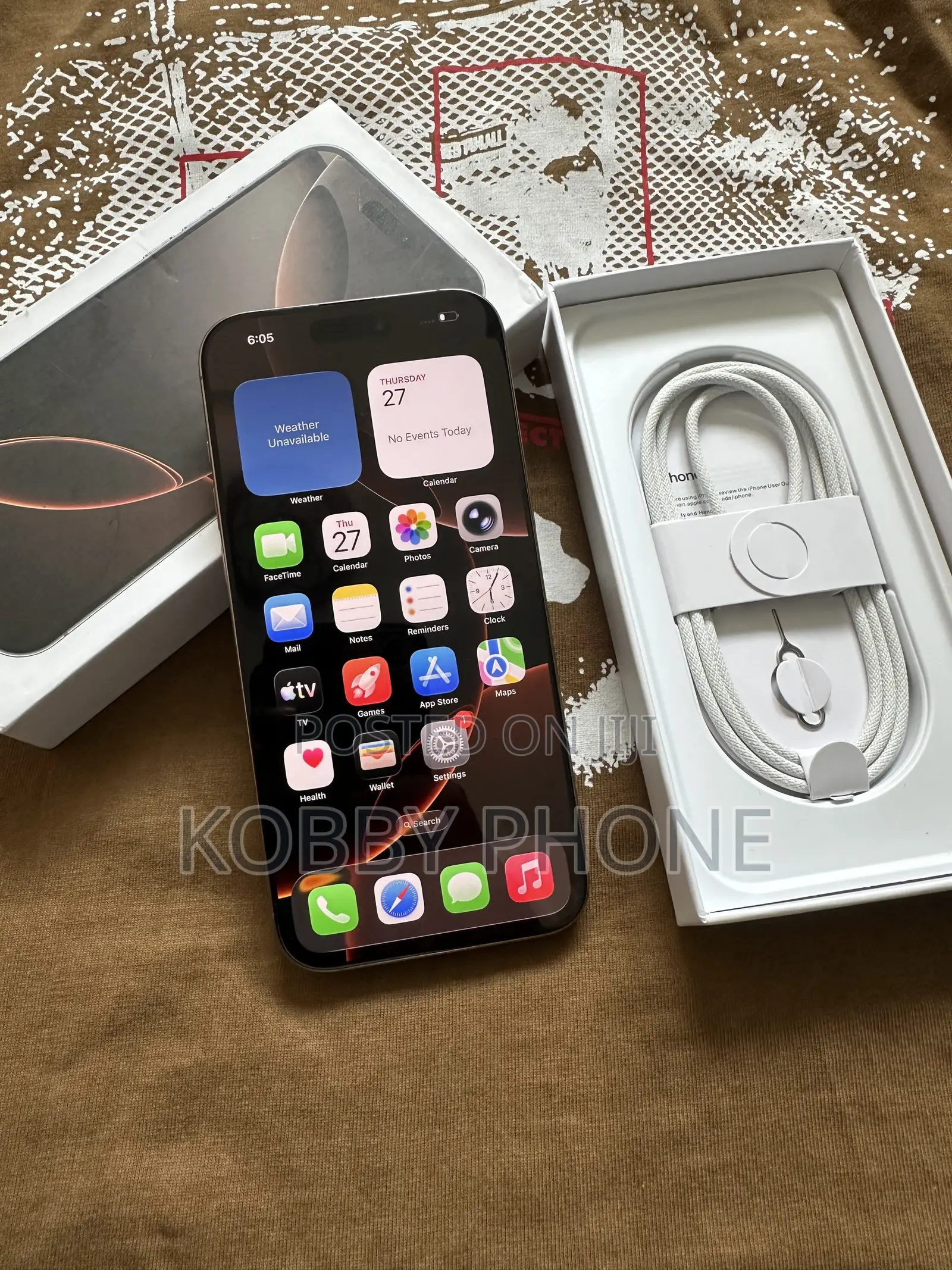 New Apple iPhone 16 Pro Max 512 GB Gold