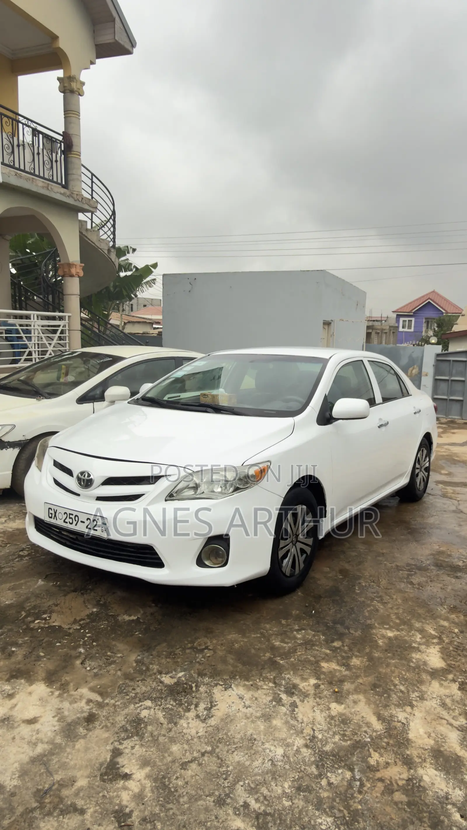 Toyota Corolla LE 4dr Sedan (1.8L 4cyl 4A) 2011 White