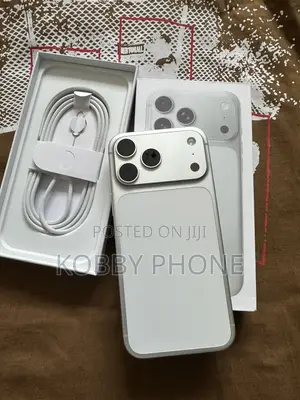New Apple iPhone 17 Pro Max 256 GB Silver