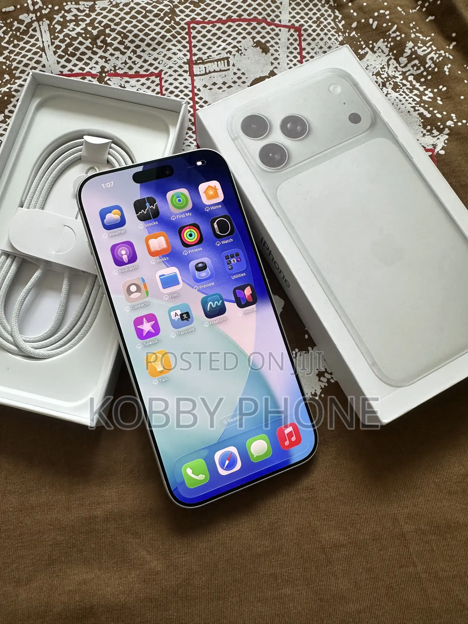 New Apple iPhone 17 Pro Max 256 GB Silver