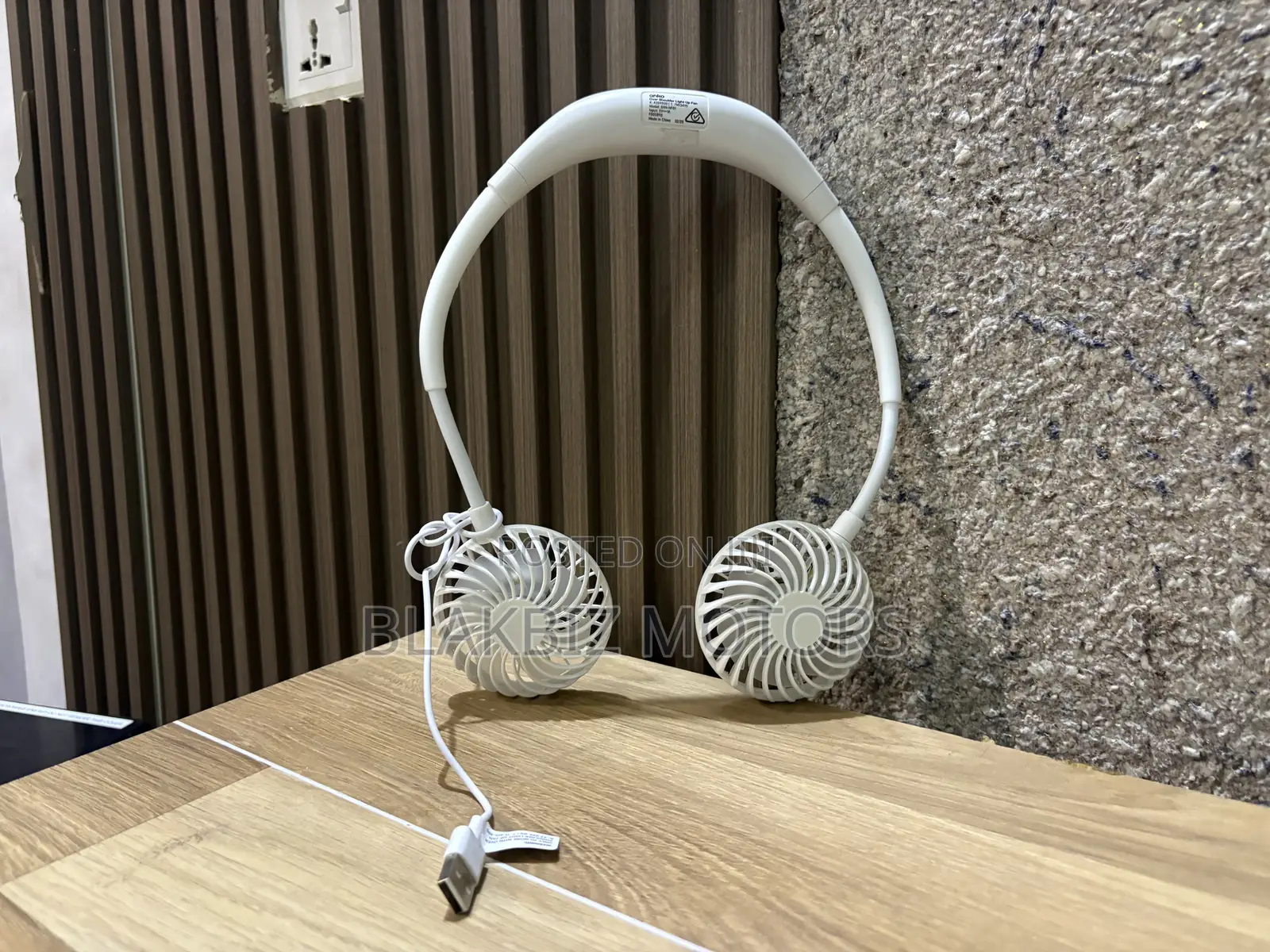 Anko Portable Rechargeable Neck Fan