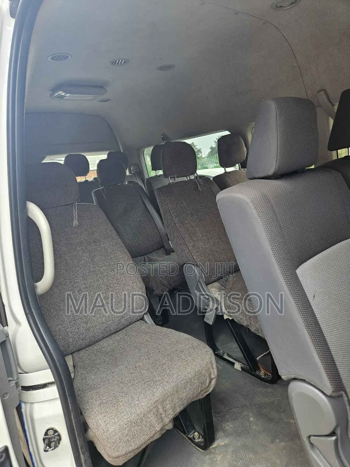 Toyota HiAce 2006 White