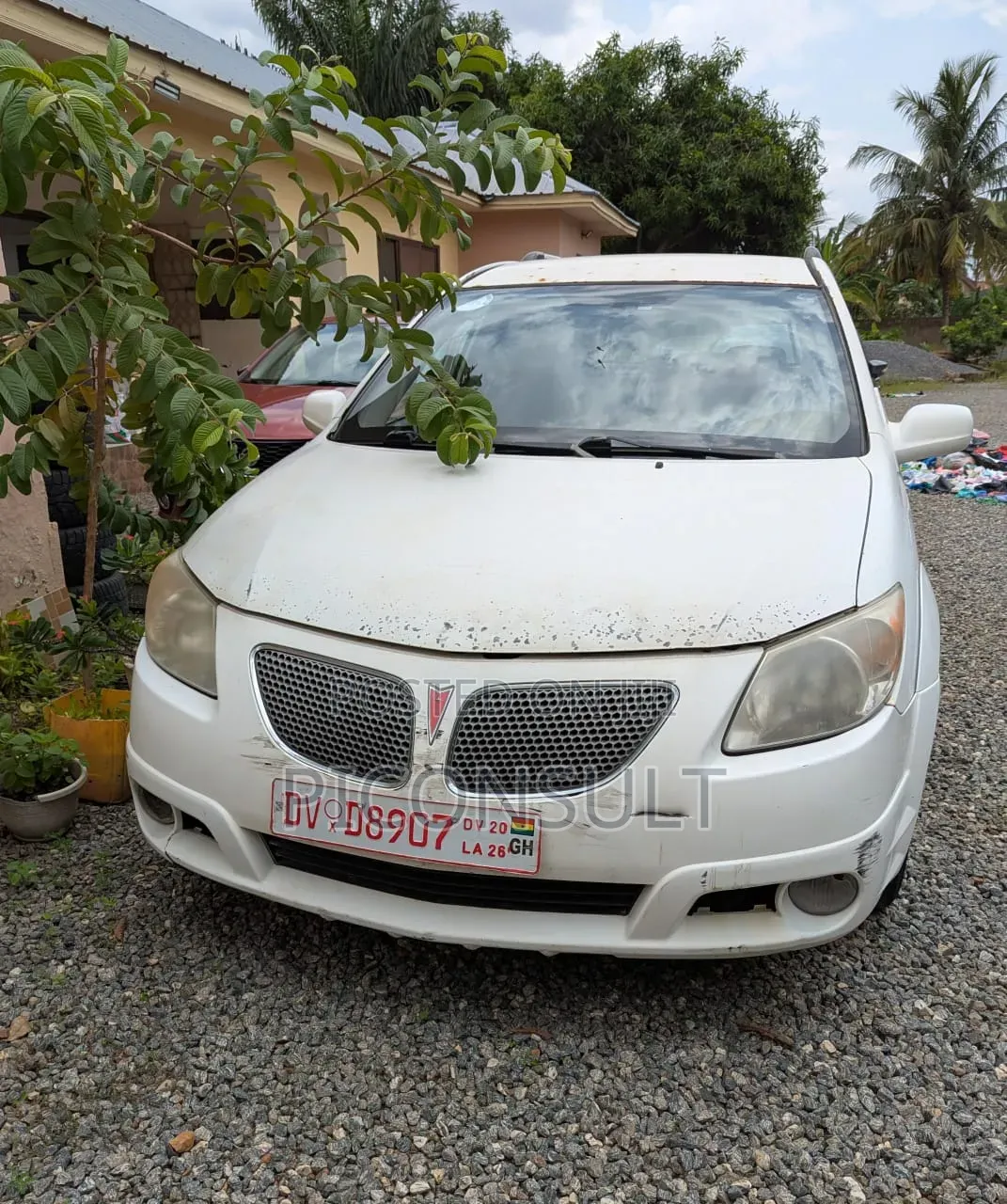 Pontiac Vibe 2008 Off white