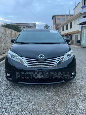 Toyota Sienna 2018 Black