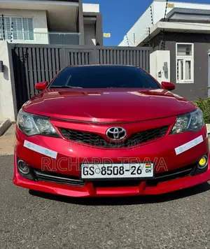 Toyota Camry SE Sport 4dr Sedan w/Prod. End 11/13 (2.5L 4cyl 6A) 2014