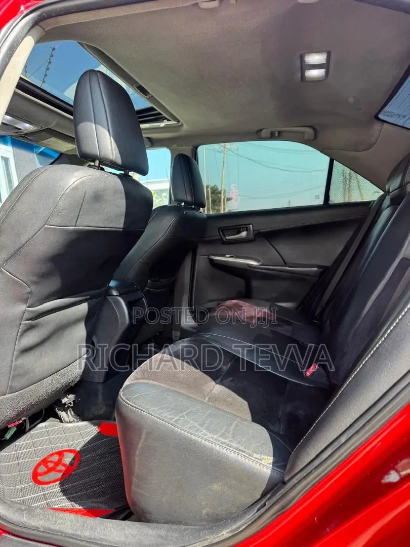 Toyota Camry SE Sport 4dr Sedan w/Prod. End 11/13 (2.5L 4cyl 6A) 2014