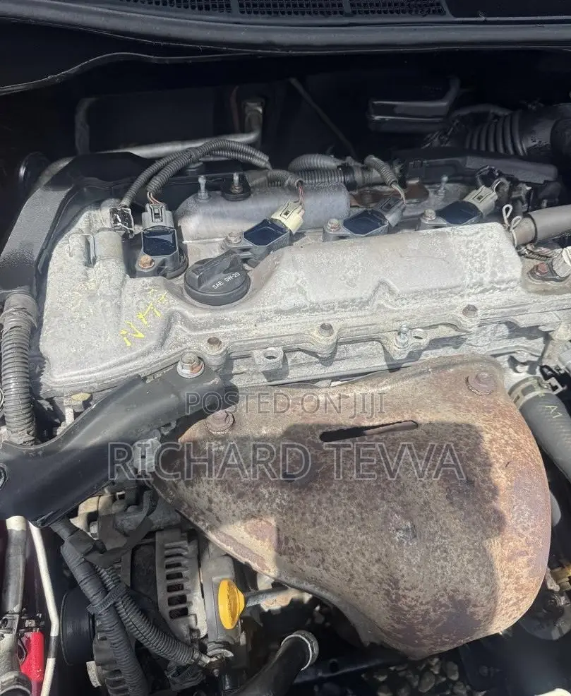 Toyota Camry SE Sport 4dr Sedan w/Prod. End 11/13 (2.5L 4cyl 6A) 2014