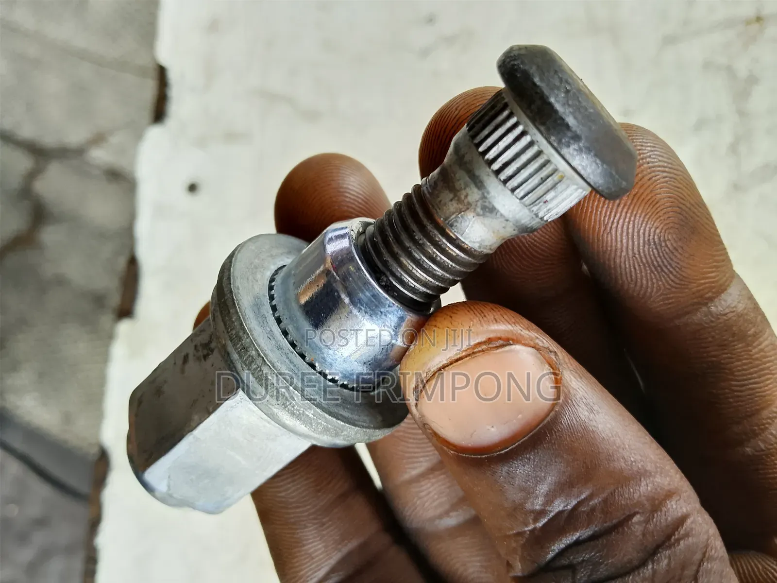 Prado, Tacoma , High Lander,4 Runner, Hilux ,Rav 4 Wheel Bolt N Not