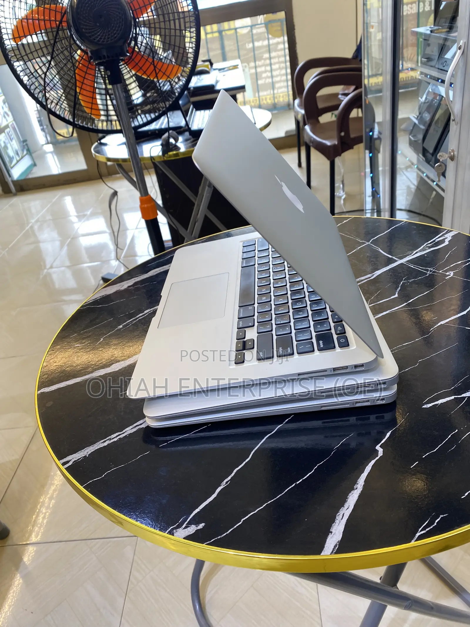 Laptop Apple MacBook Air 2015 8GB Intel Core i5 SSD 128GB