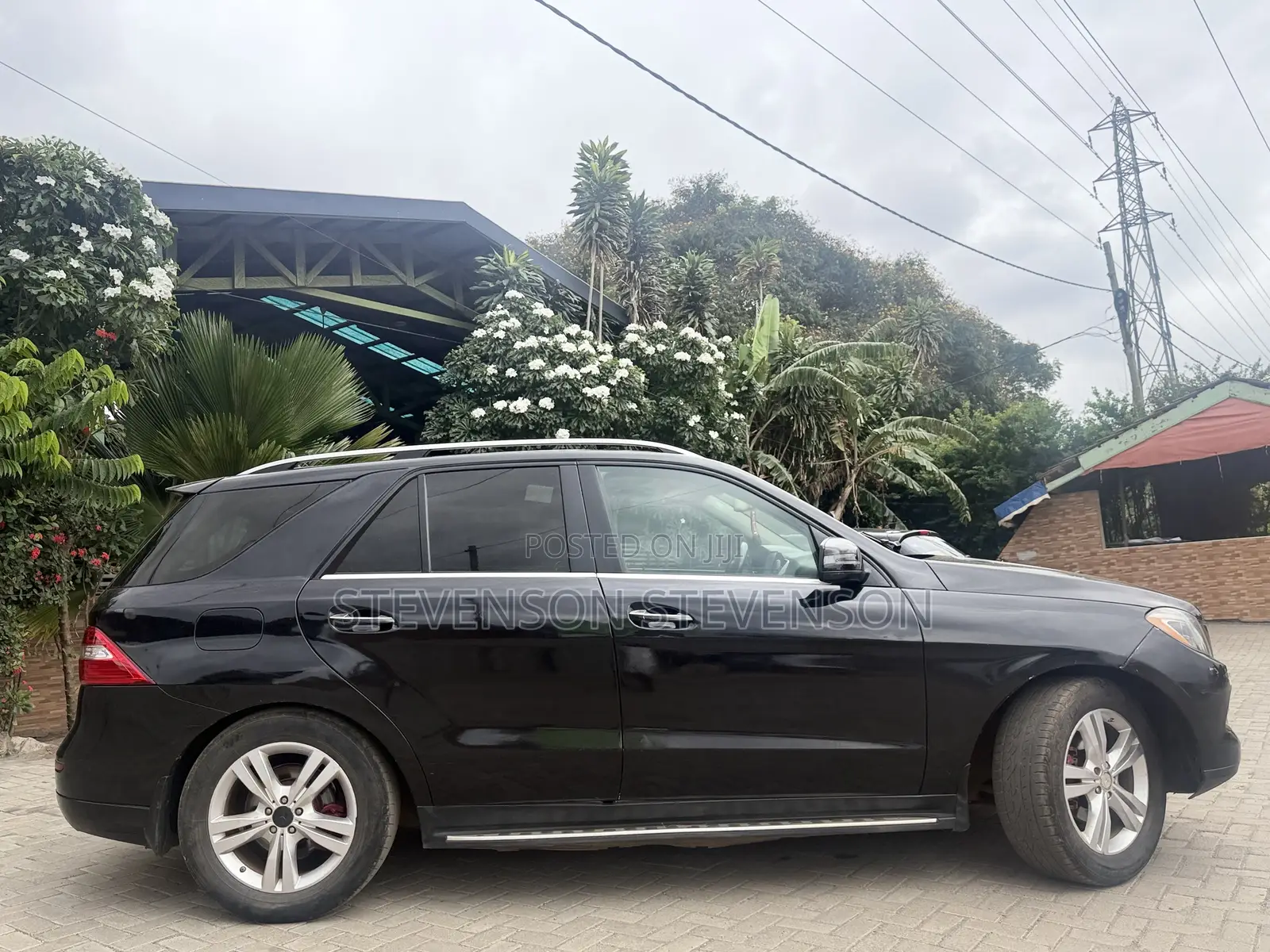 Mercedes-Benz M Class ML350 4MATIC 4dr SUV AWD (3.5L 6cyl 7A) 2014