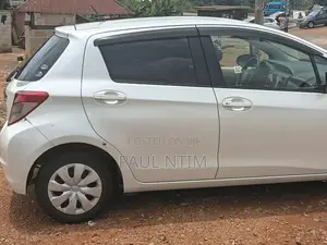 Toyota Vitz 2012 White