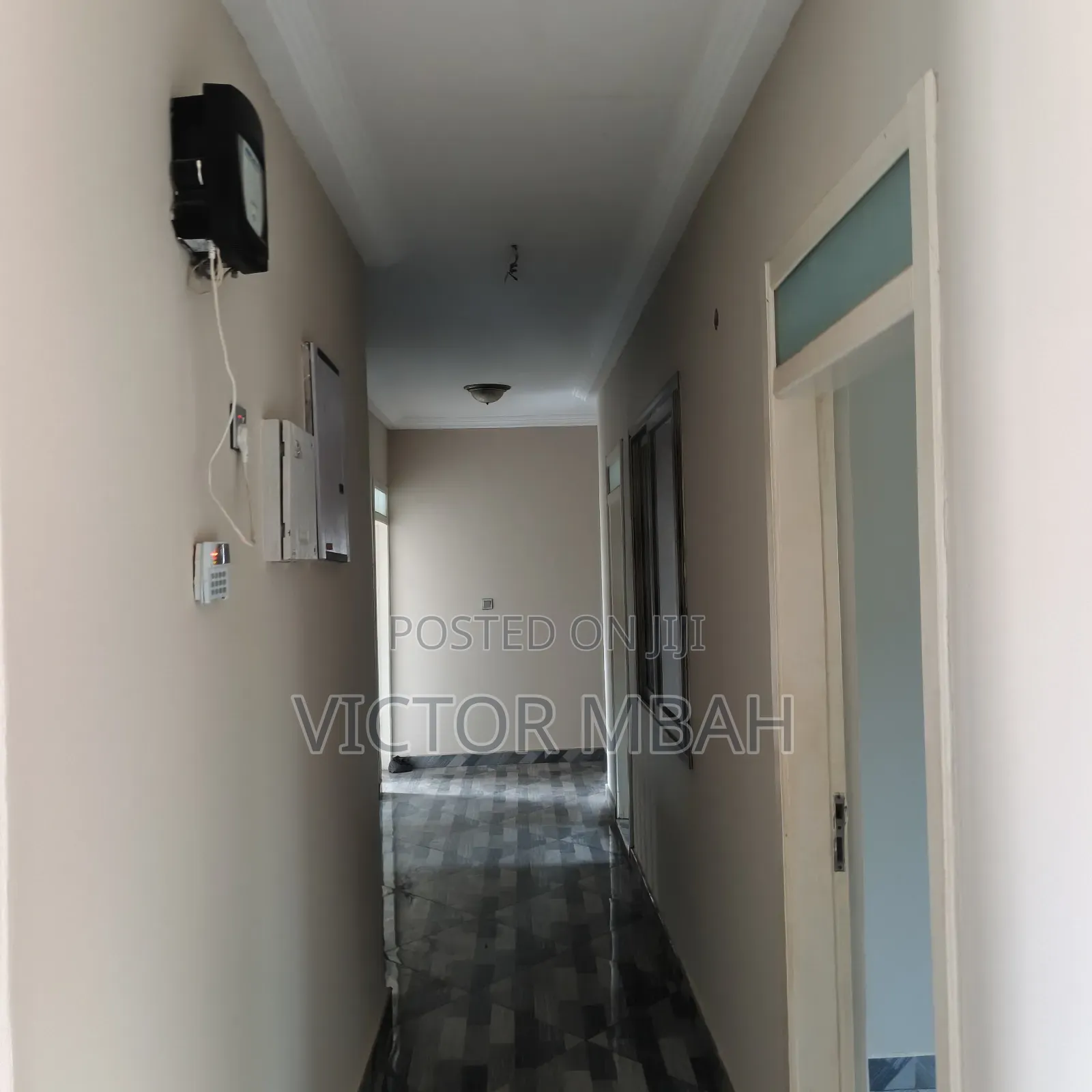 4bdrm Bungalow in Community 25 Tema for rent