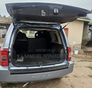 Jeep Patriot 2010 Beige