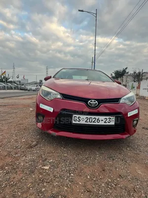 Toyota Corolla 2014 Red