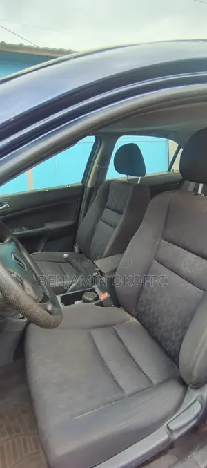 Honda Accord 2005 Blue