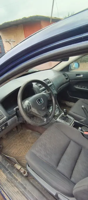 Honda Accord 2005 Blue