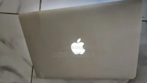 Laptop Apple MacBook Pro 2015 8GB Intel Core i5 HDD+SSD 256GB