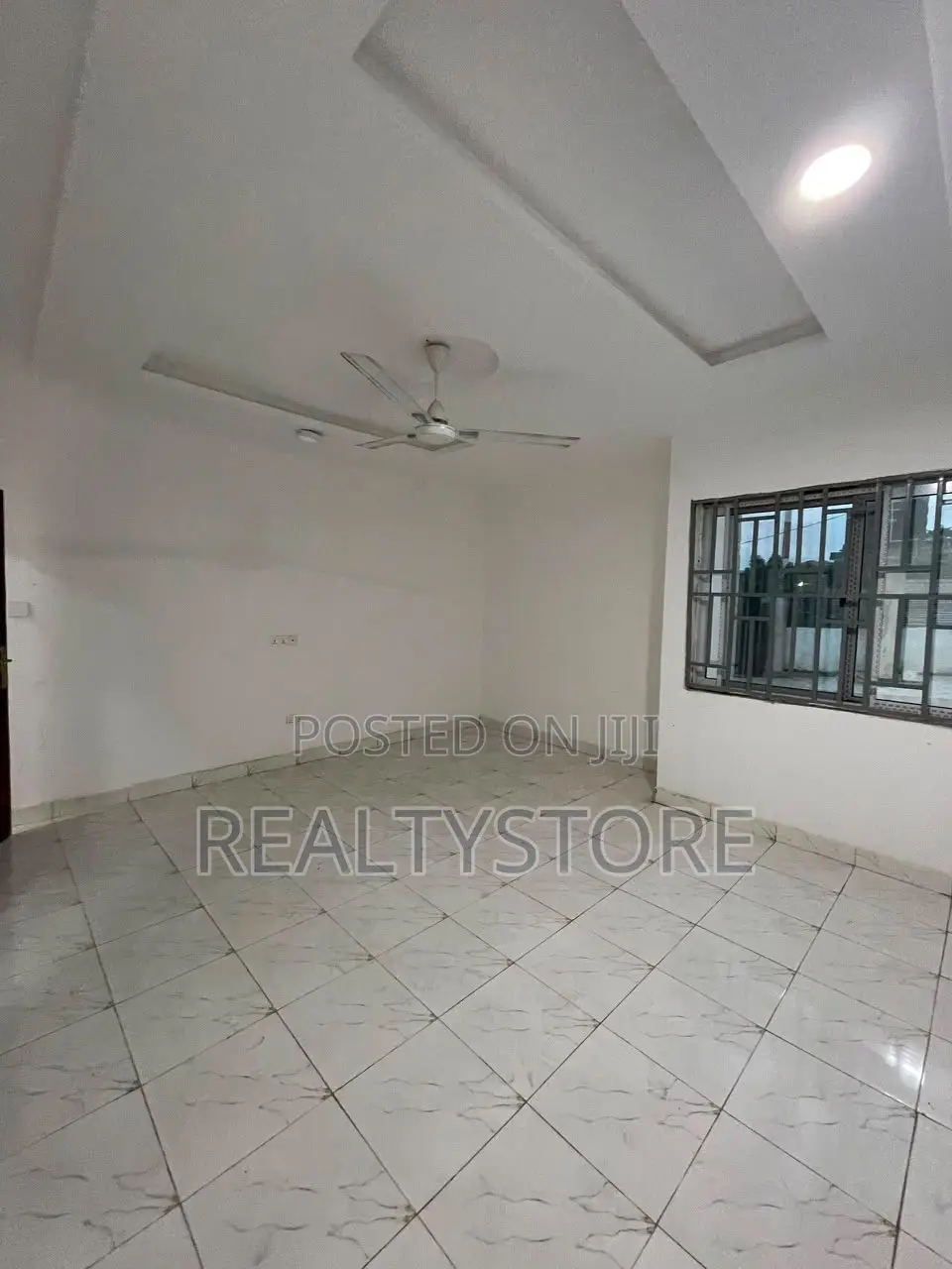3bdrm House in Kwabenya, Accra Metropolitan for sale