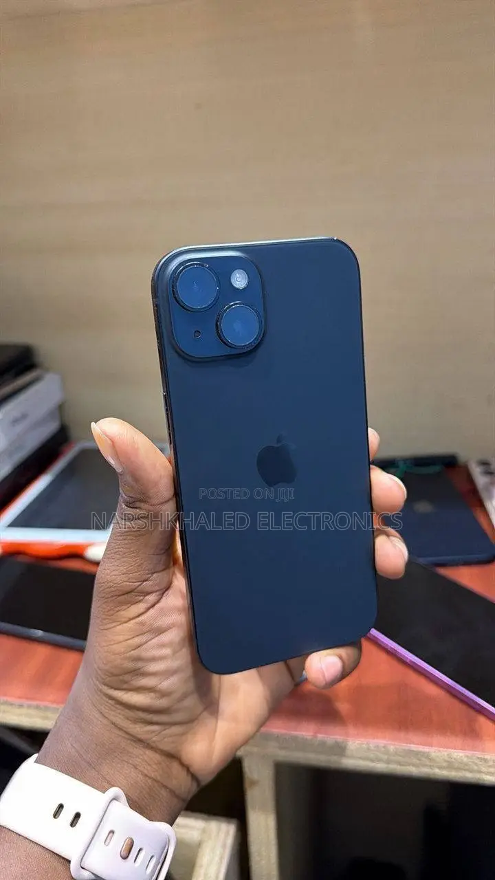 Apple iPhone 15 128 GB Black