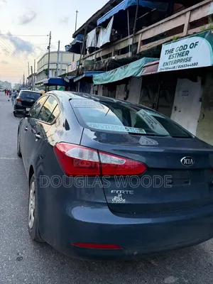 Kia Forte LX Sedan 2015 Gray