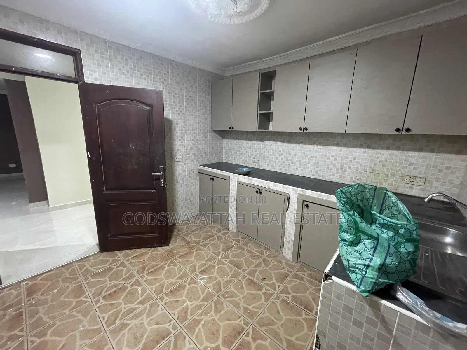 3bdrm Apartment in East Legon, Adjiriganor for rent