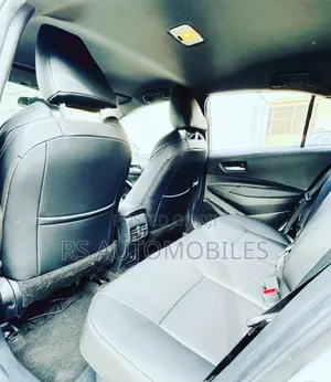 Toyota Corolla Hatchback 2021 White
