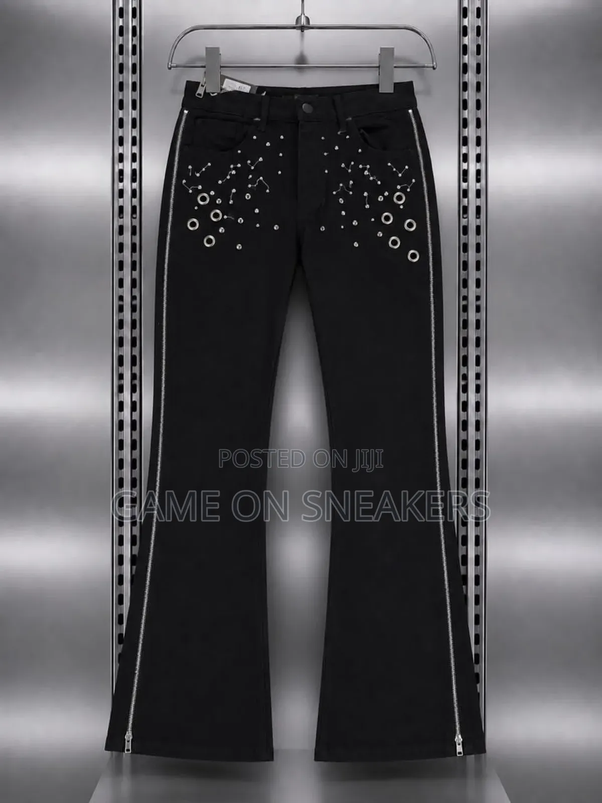 Baggy and Flare Jeans  With Side Chain
