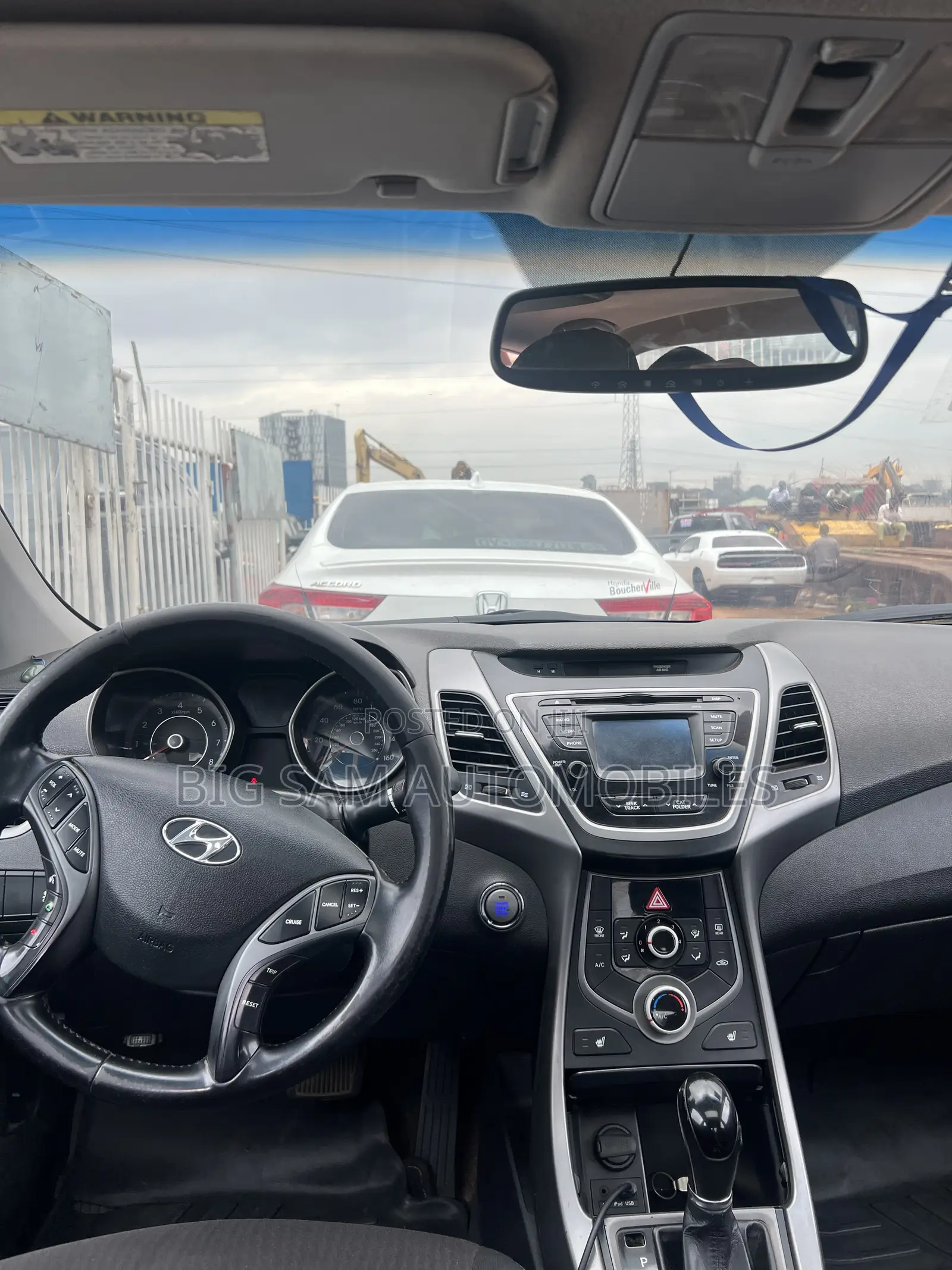 Hyundai Elantra 2015 Silver