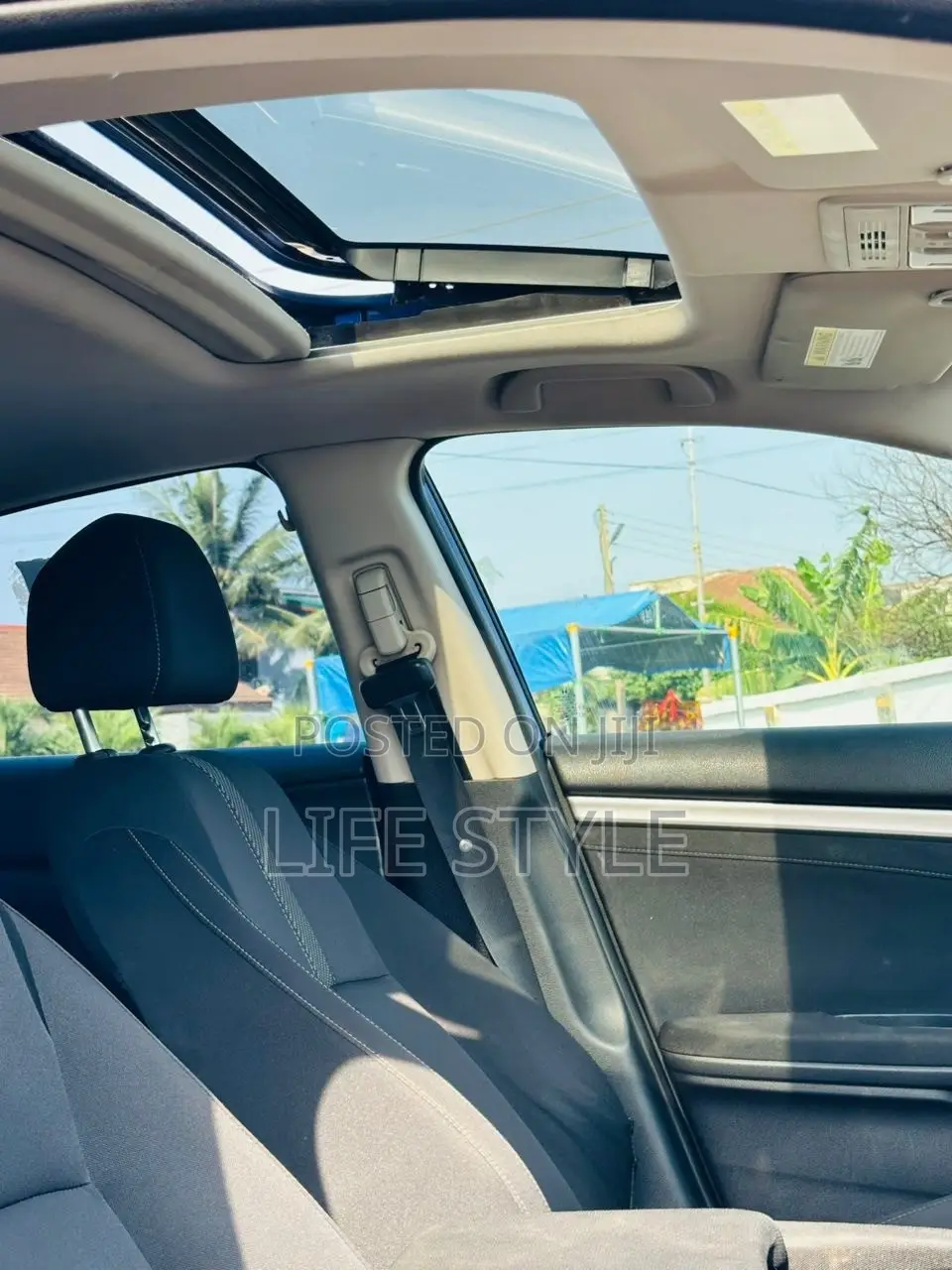 Honda Civic 2016 Blue