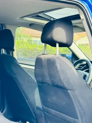 Honda Civic 2016 Blue