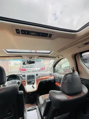 Toyota Alphard 2.4 Petrol FWD 2013 Black