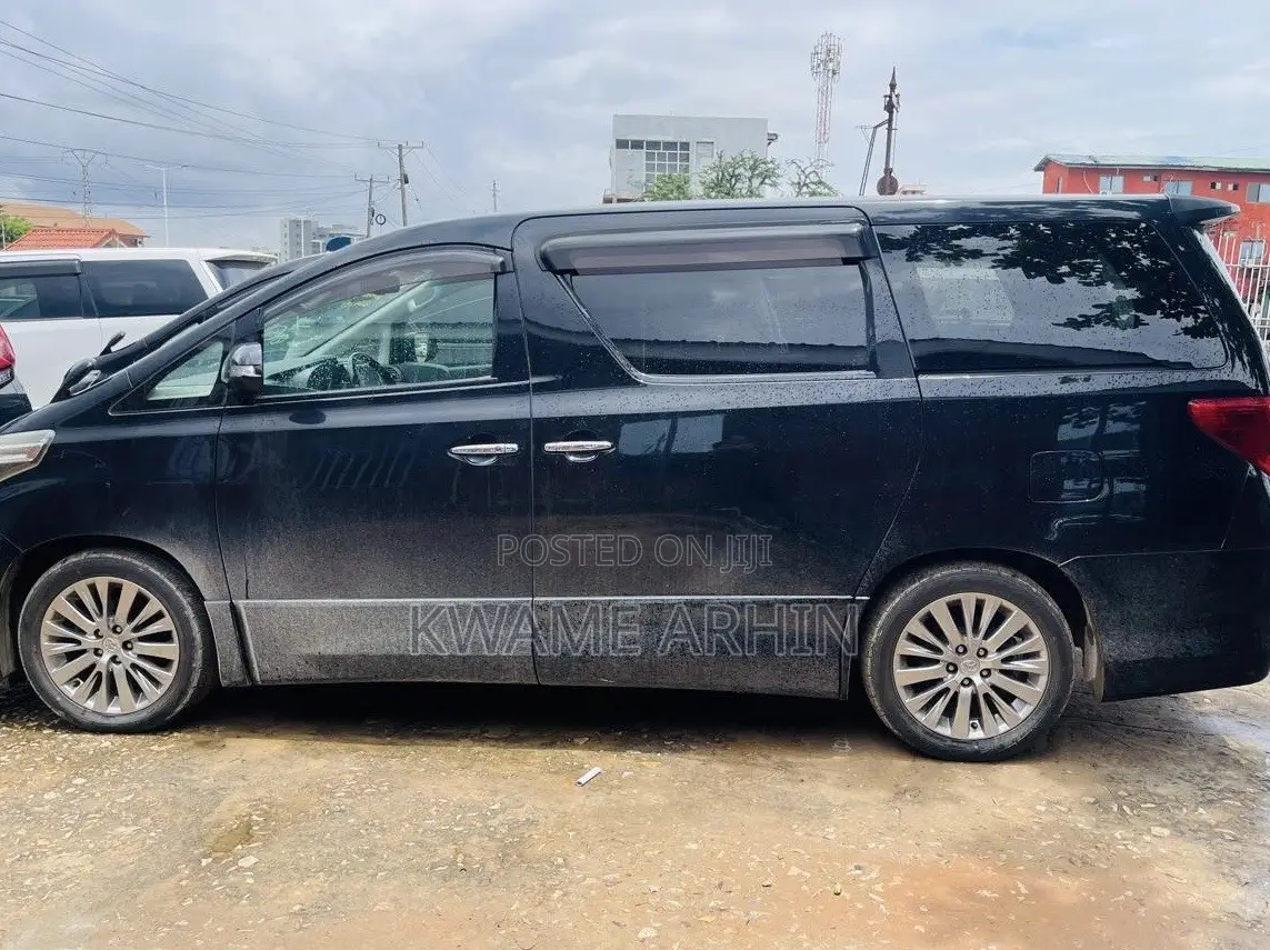 Toyota Alphard 2.4 Petrol FWD 2013 Black