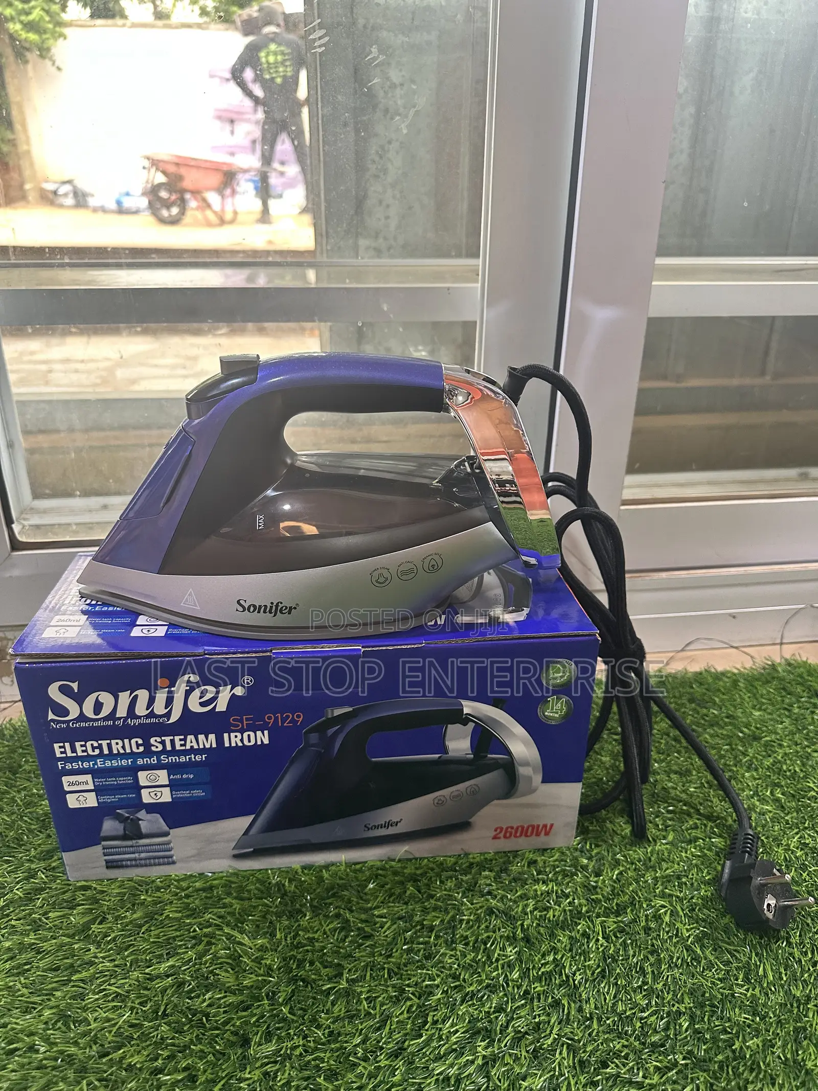 Quality and Classic Sonifer Steam Iron