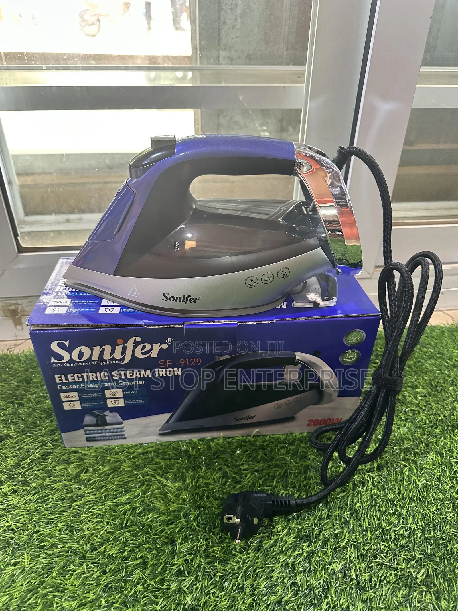 Quality and Classic Sonifer Steam Iron