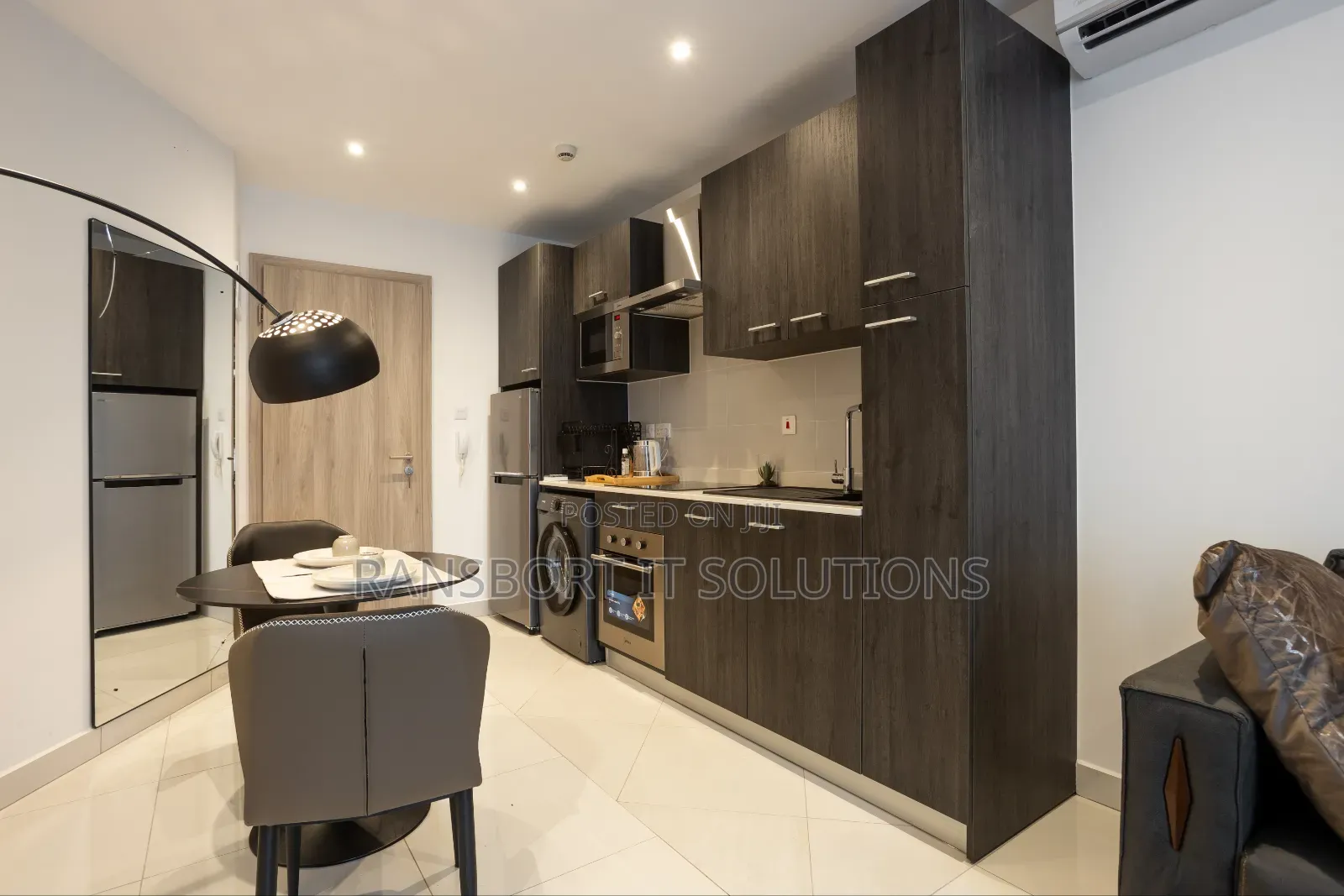 Furnished 1bdrm Apartment in Loxwood, Boundary Road Area for sale