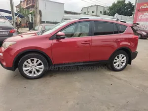 Toyota RAV4 2016 Red