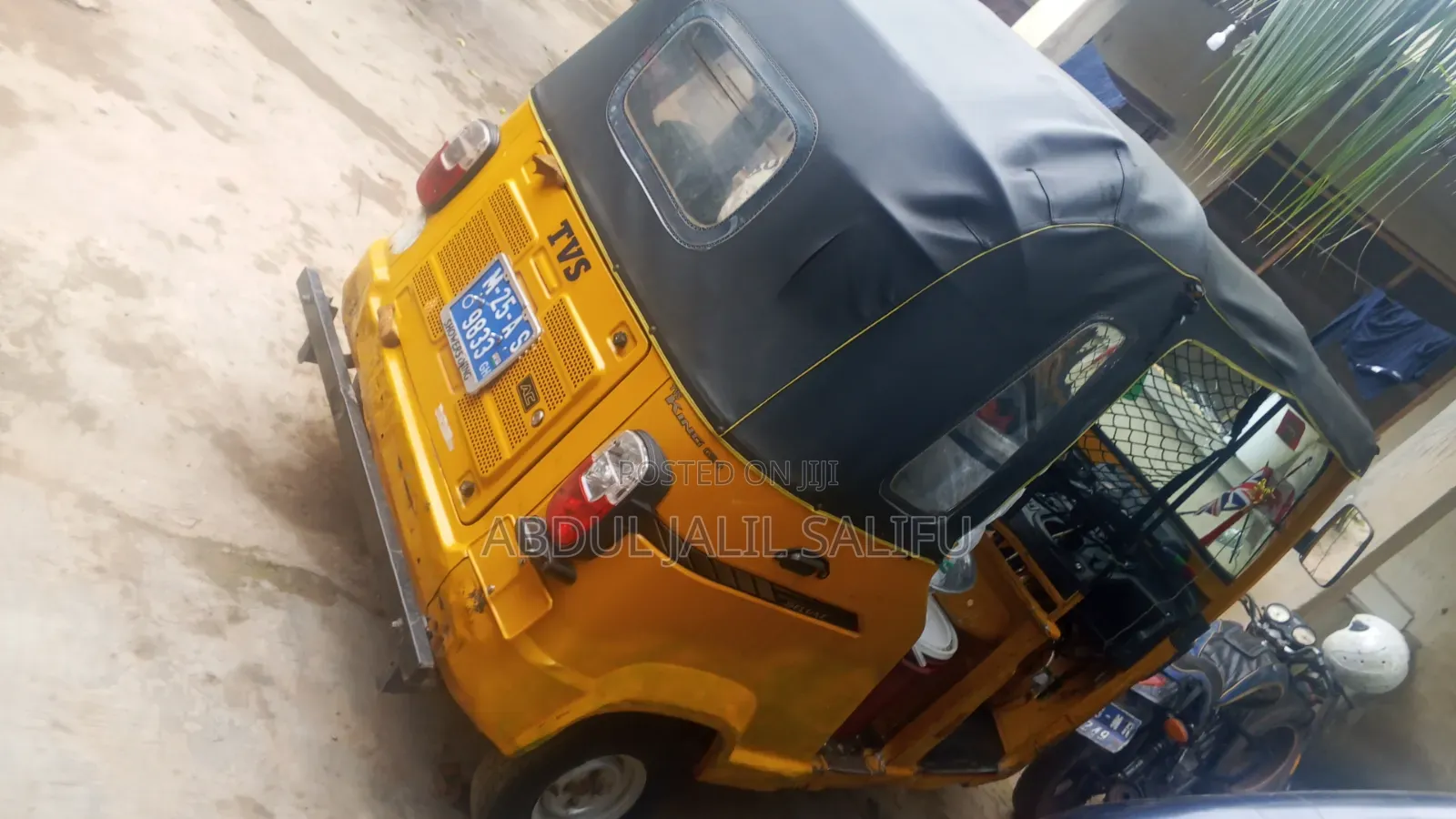 TVS King Deluxe Plus iTouch Start 2025 Yellow