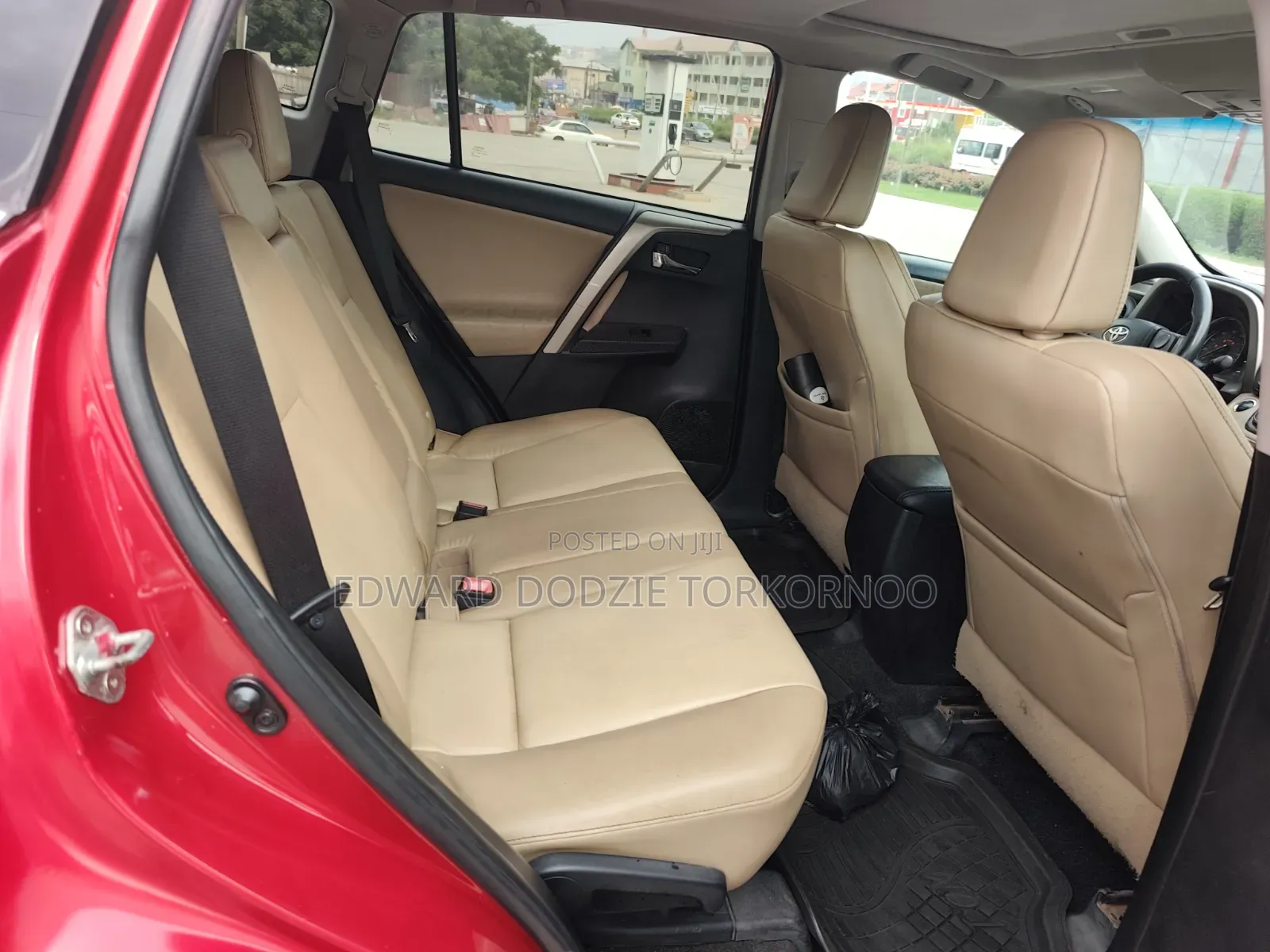 Toyota RAV4 2016 Red