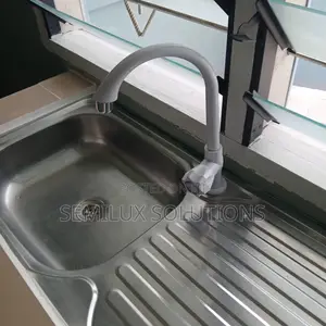 1bdrm Block of Flats in Olive Lounge, Amasaman for rent