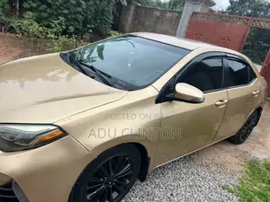 Toyota Corolla 2016 Gold