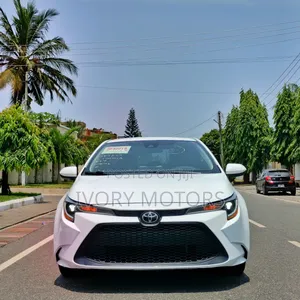 Toyota Corolla 2020 White